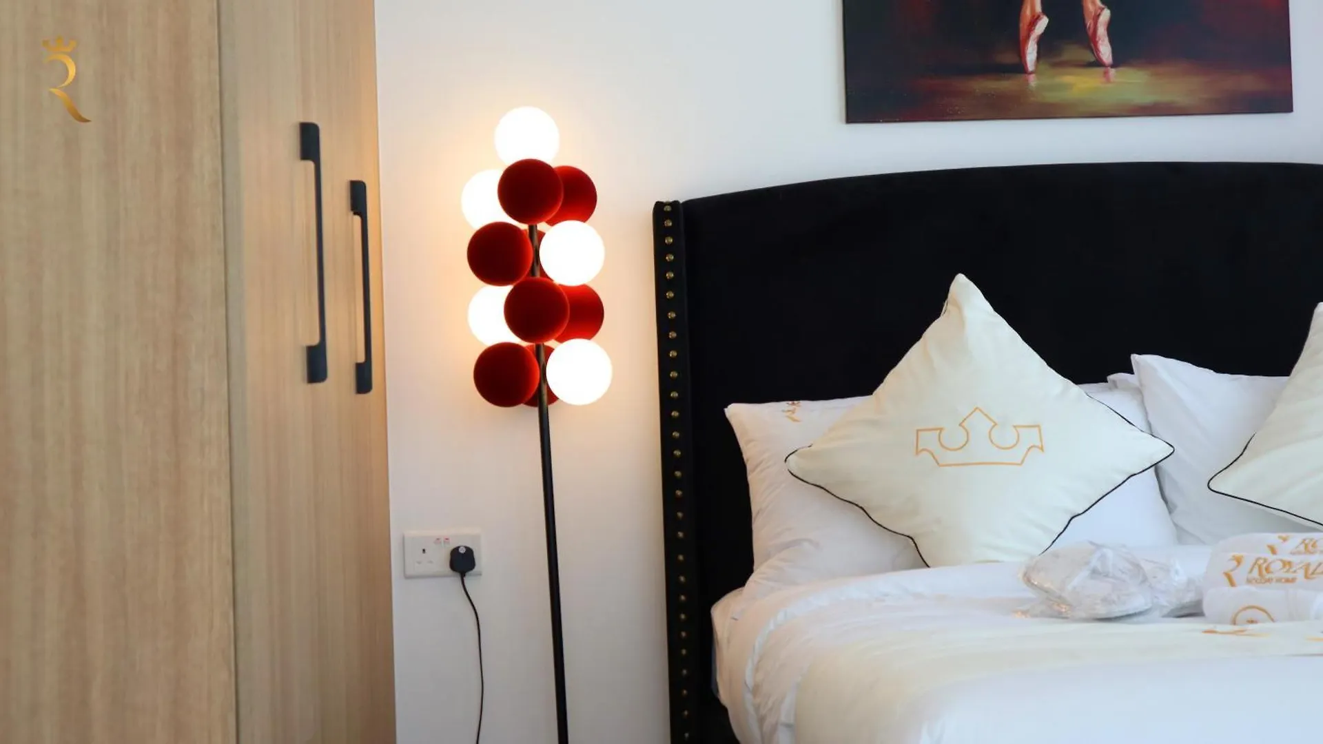 Valentina Studio Transit Apartment In Masdar City Abu Dhabi