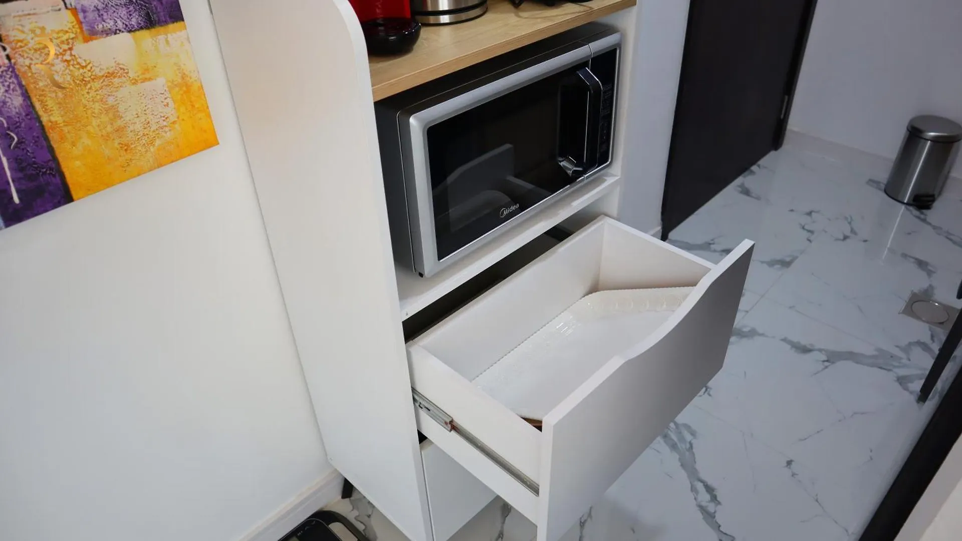 Valentina Studio Transit Apartment In Masdar City Abu Dhabi United Arab Emirates